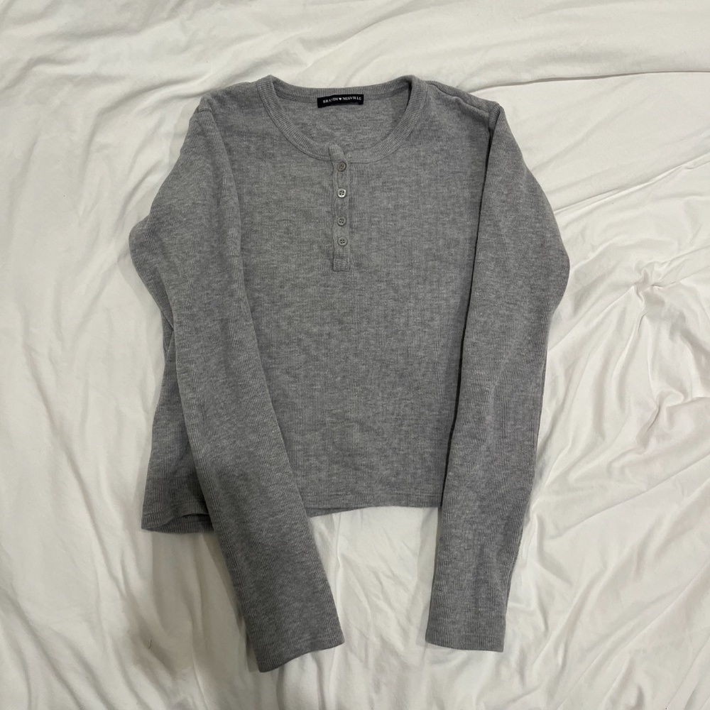 brandy melville grey sweater